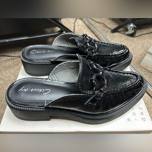 Nancy Black Glossy Round Toe Patent Slip on Mules